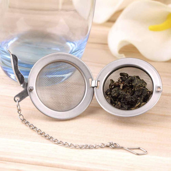 Sphere Locking Spice Tea Strainer